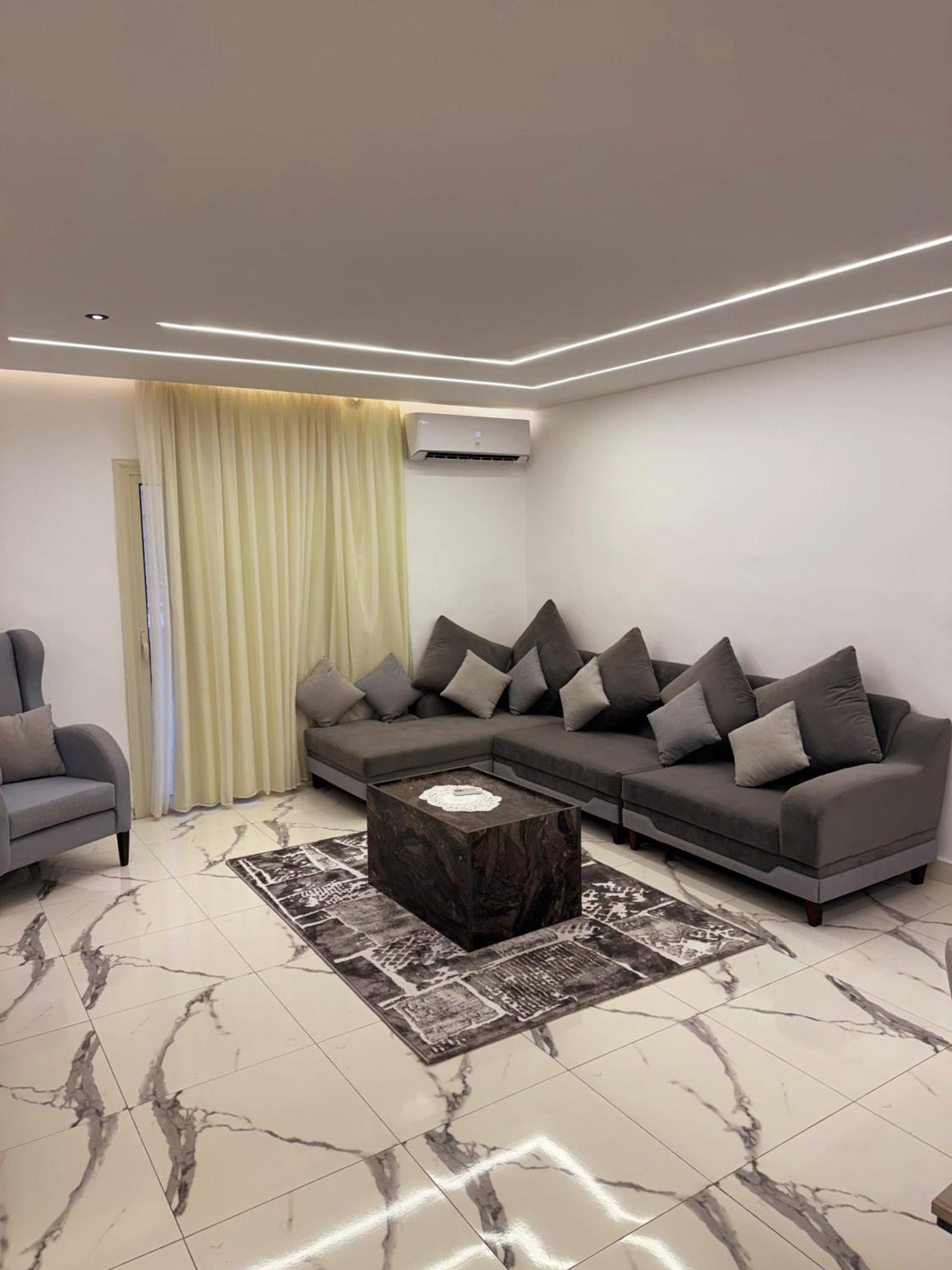 Luxury Front Of Citystars Caïro